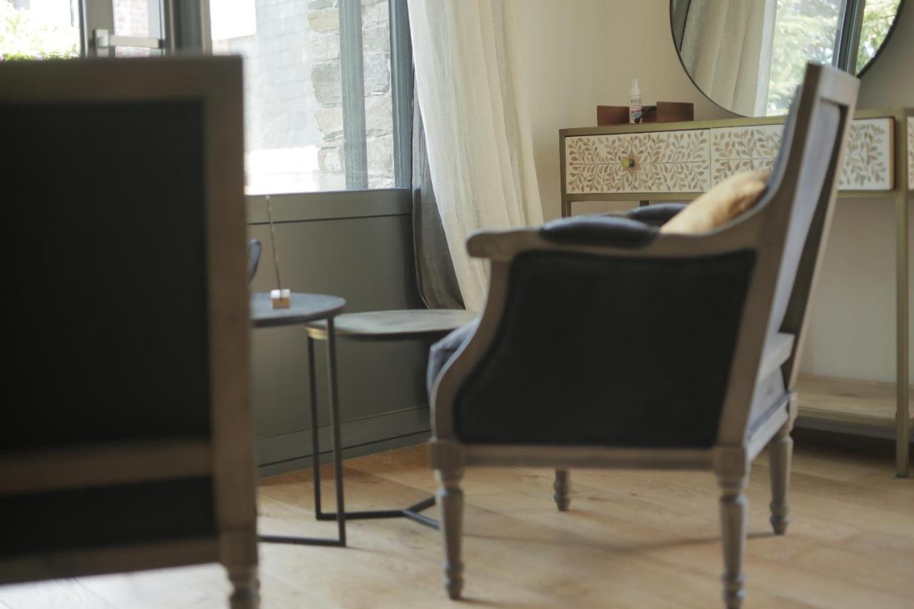 La Demoiselle De Bohardy Apartment Montrevault Bagian luar foto